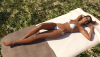 Liza_sunbathing_00.png